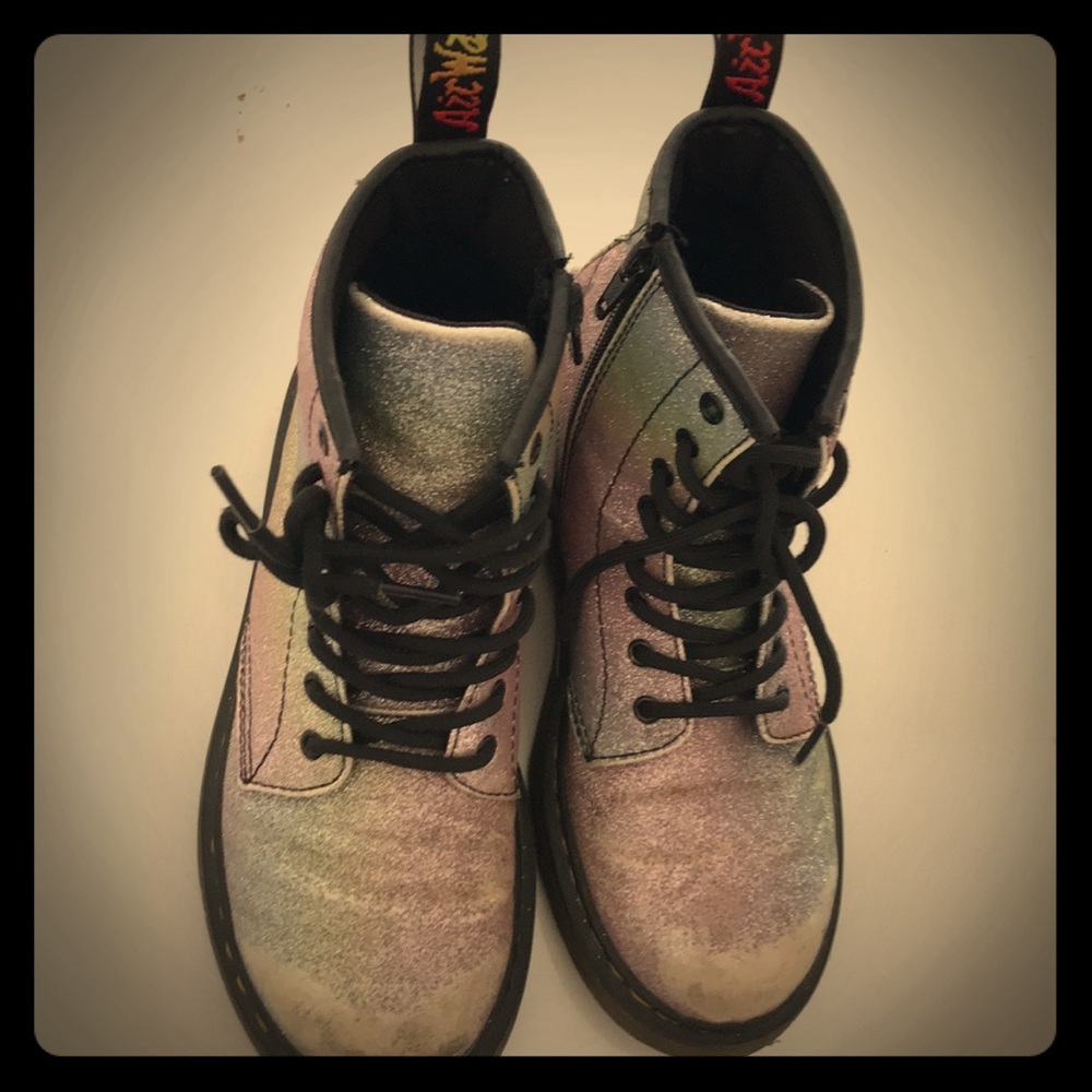 Girls Dr. Martens size 3 US size